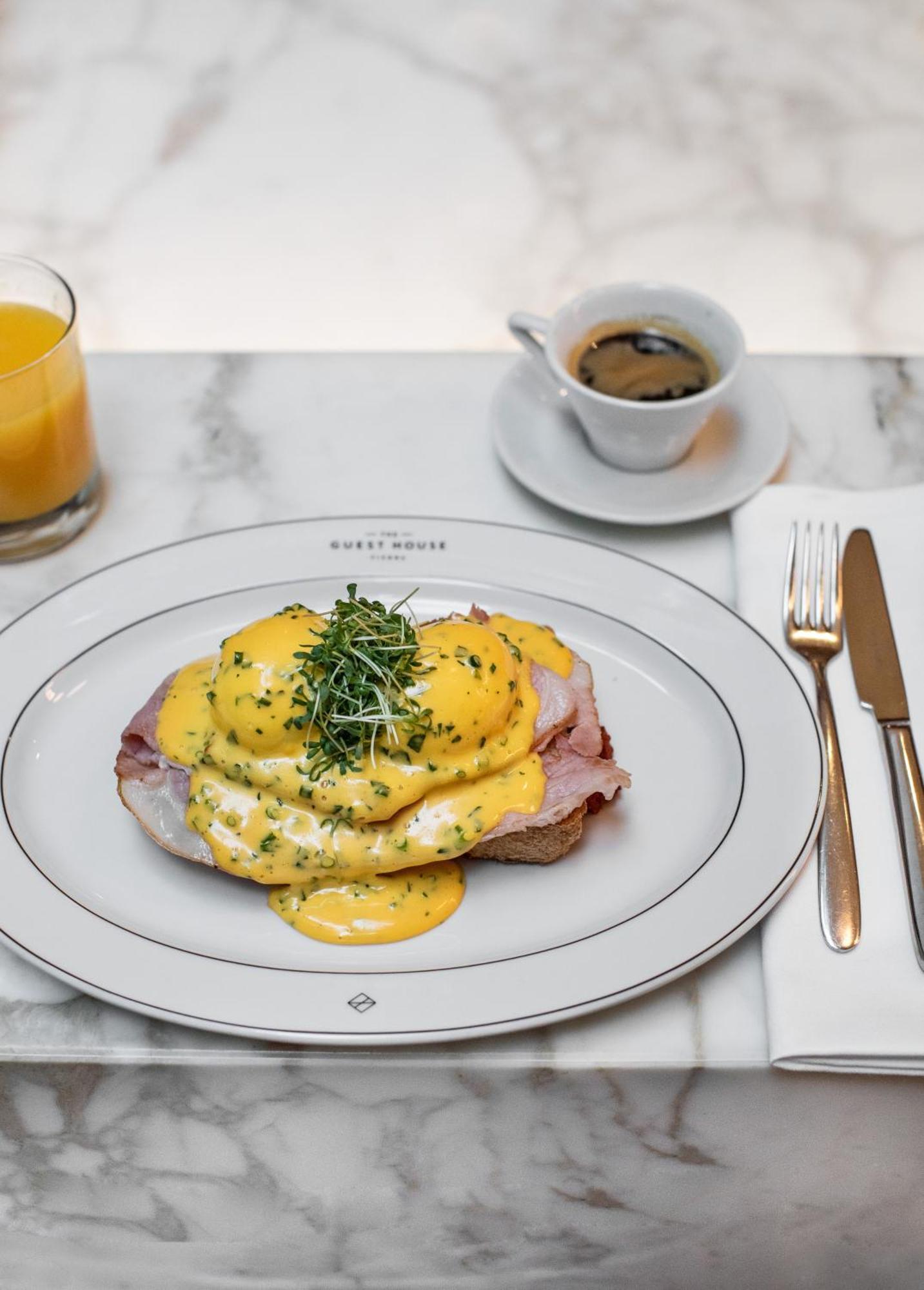 The Guesthouse Вена Экстерьер фото Eggs Royale