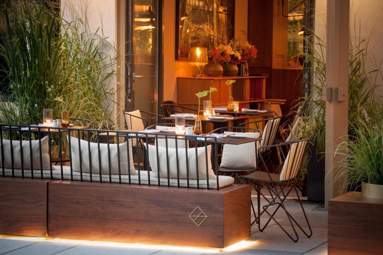 The Guesthouse Вена Экстерьер фото The Terrace at the Mandarin Oriental, Paris